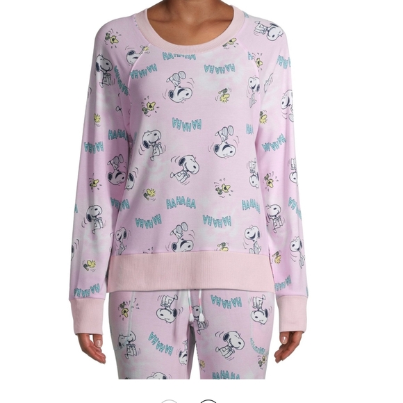 Peanuts Other - PEANUTS Snoopy Women's All Over Print Long Sleeve Sleep Top